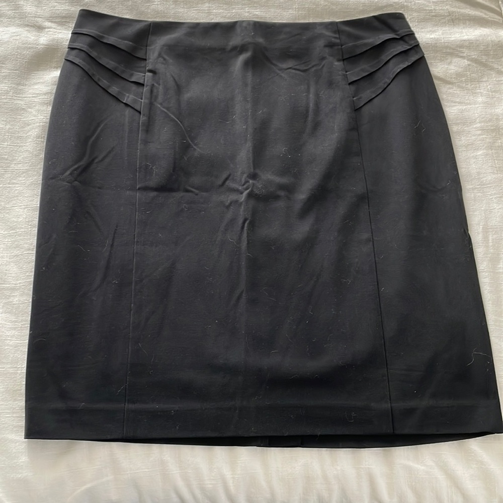 Black business skirt
